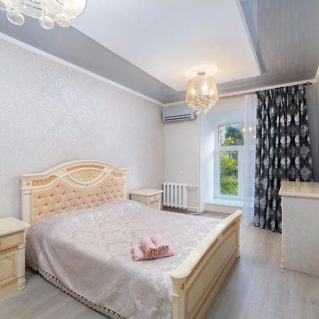 אודסה Apartments Deribasovskaya מראה חיצוני תמונה