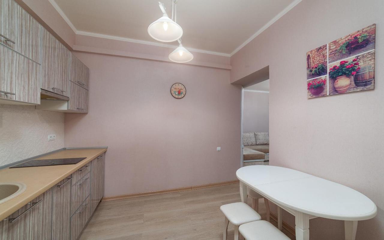 אודסה Apartments Deribasovskaya מראה חיצוני תמונה