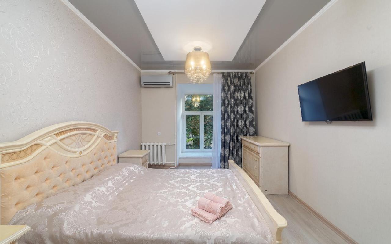 אודסה Apartments Deribasovskaya מראה חיצוני תמונה